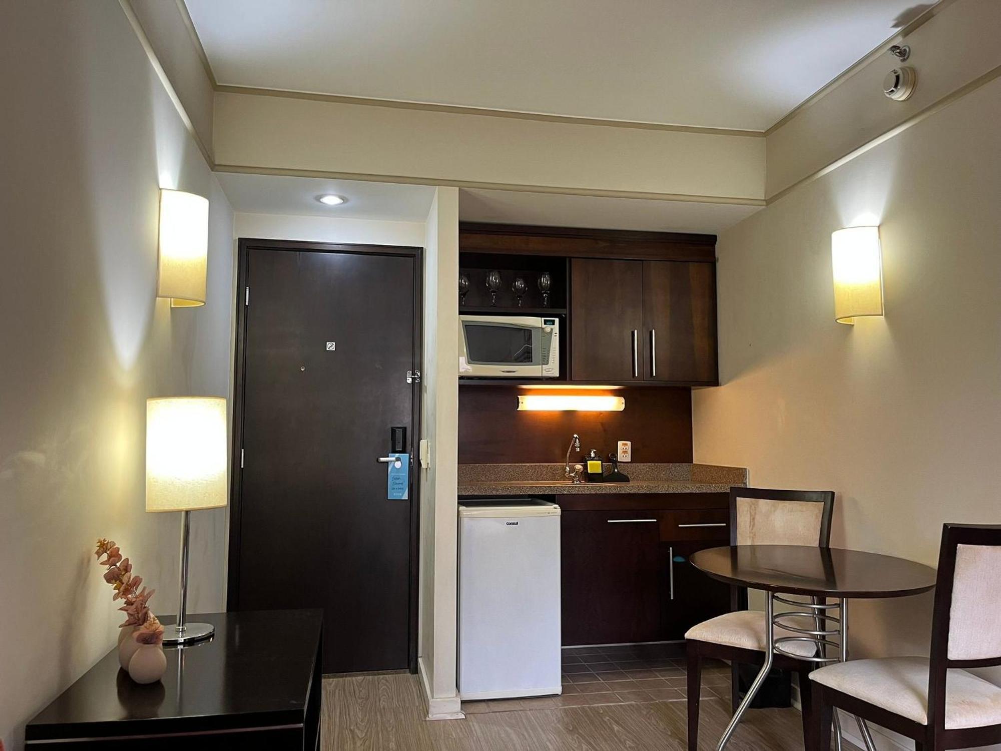 Flat No Itaim | Elegante E Aconchegante - Delfhy Apartment Sao Paulo