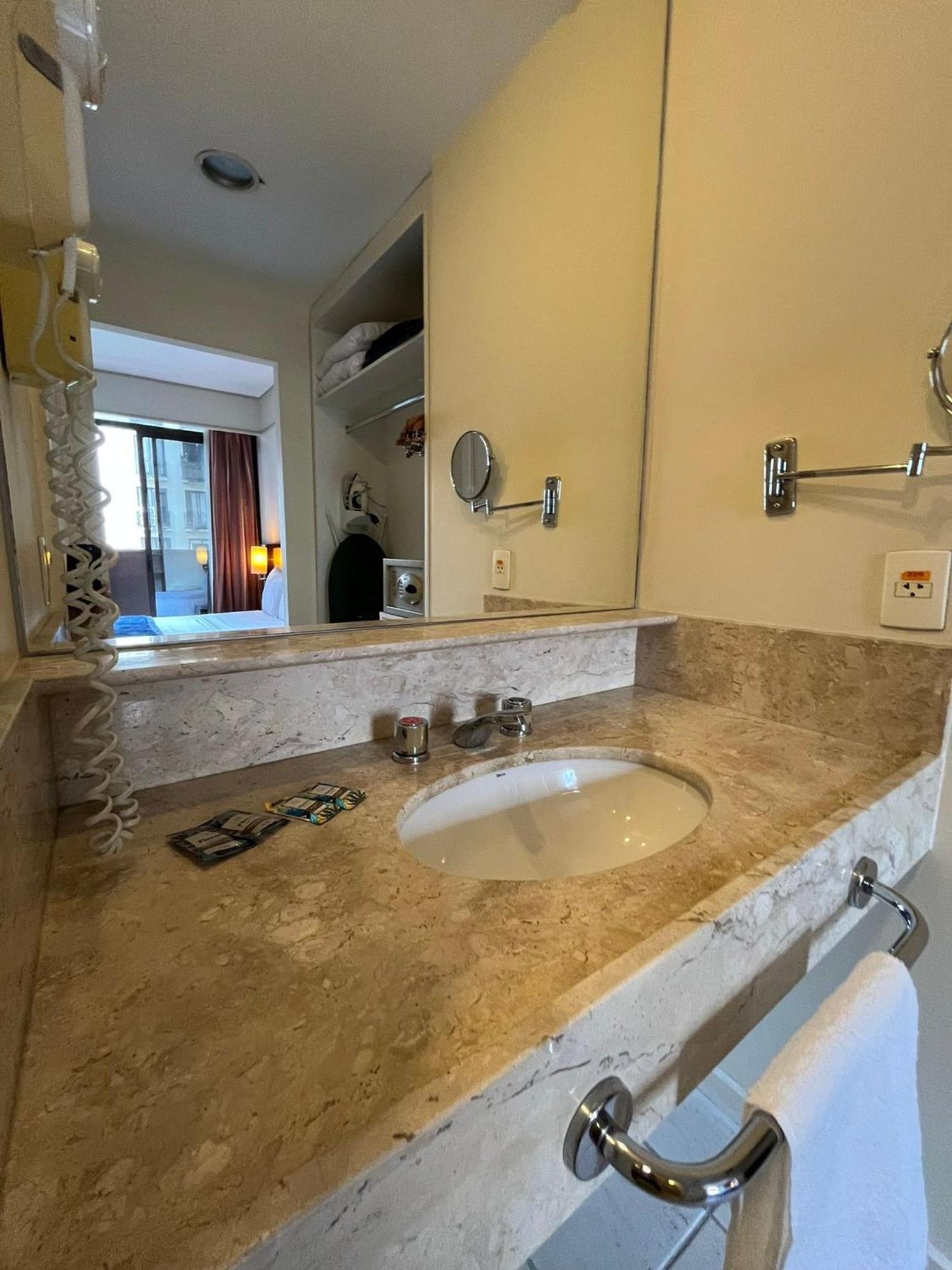 Apartment Flat No Itaim | Elegante E Aconchegante - Delfhy